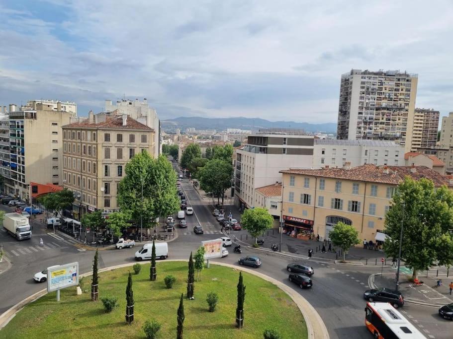 Vue Mer Et Et Notre Dame Centre Ville Avec Balcon Et Parking Marseilles Exterior foto